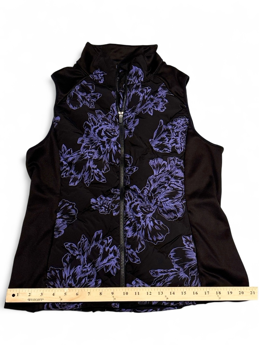 Athleta Inlet Reflective Astral Bloom Purple/Black Quilted Vest Women SZ. Large - Picture 7 of 9
